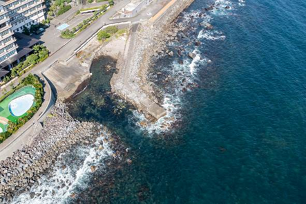～東伊豆の釣り場案内　東伊豆町エリア　～　藤山堤防（とうざんていぼう）空撮写真