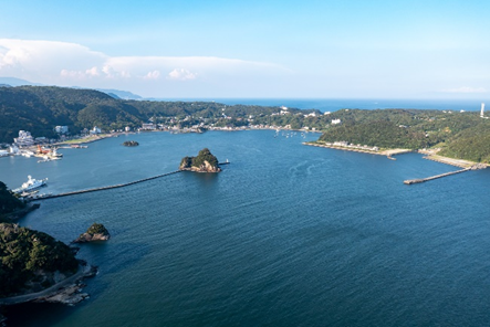 ～東伊豆の釣り場案内　下田市エリア　～　下田港（しもだこう）空撮写真