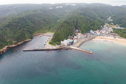 ～東伊豆の釣り場案内　下田市エリア　～　外浦港（そとうらこう）空撮写真
