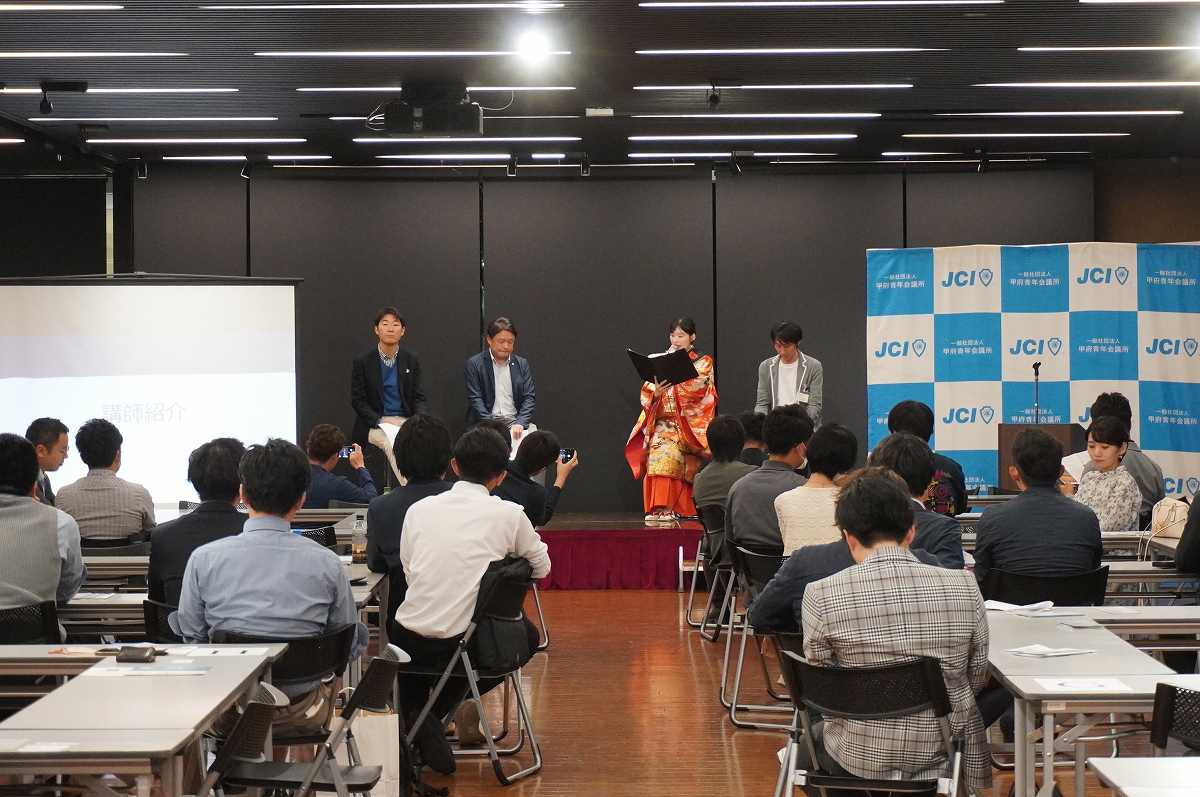 ※2023年5月27日 5月例会(つながる、ひろがる、仲間の輪)の異業種交流会風景