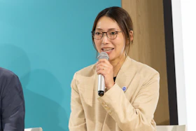 中関（なかぜき）愛⼦さんの写真