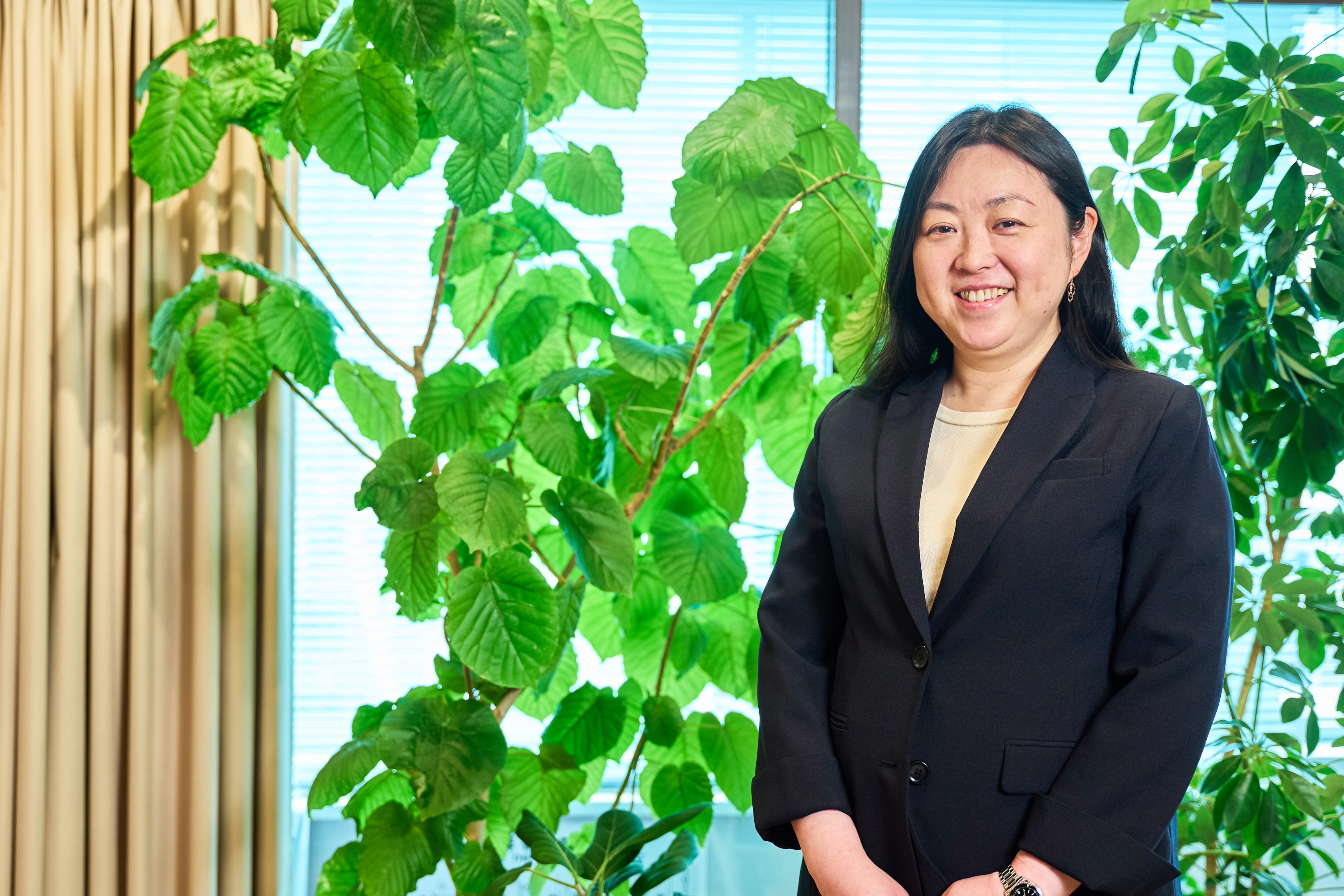 俺の株式会社 管理本部人事総務部長の高野さん近影