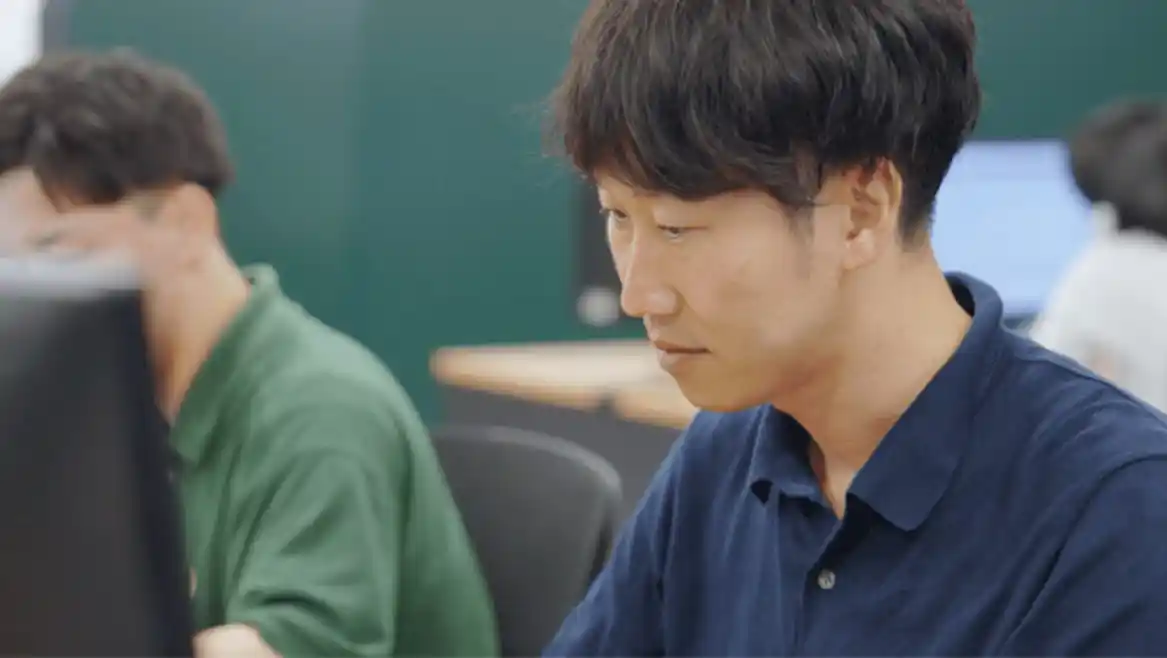 Sen社会保険労務士法人 代表 石山さん 横顔