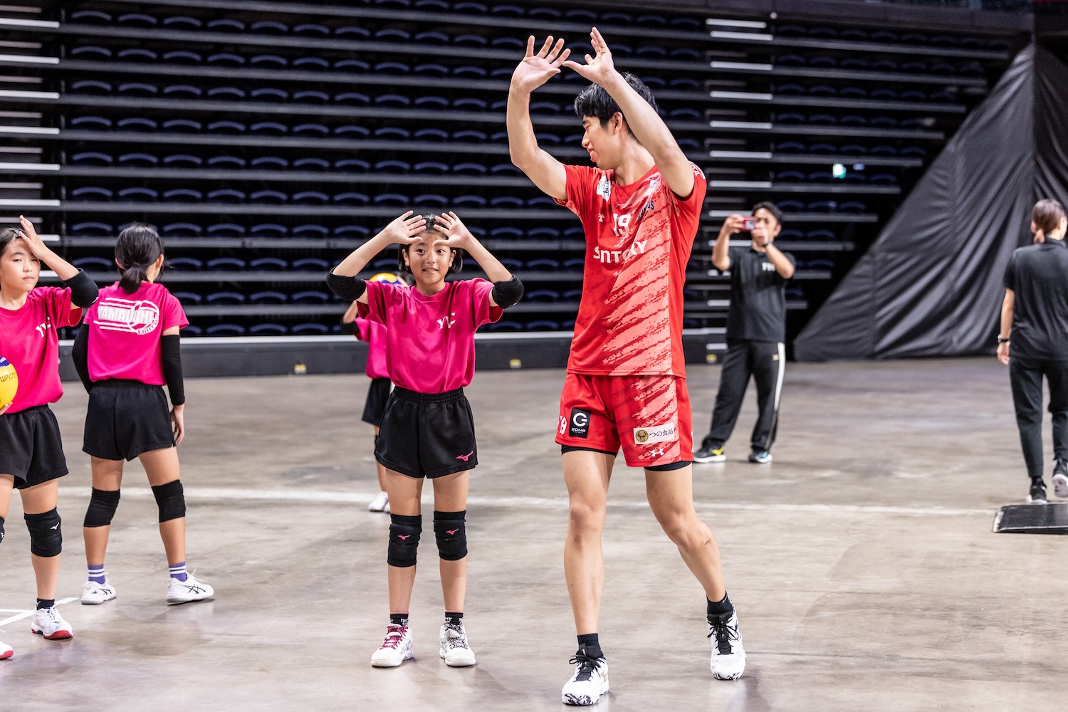 ネーミングライツパートナー・沖縄サントリーによる「サントリー