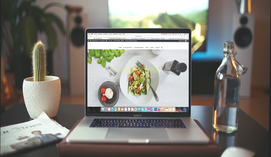Googleビジネスプロフィール(旧Googleマイビジネス)「ウェブサイト」の利用方法、メリットを解説のアイキャッチ画像