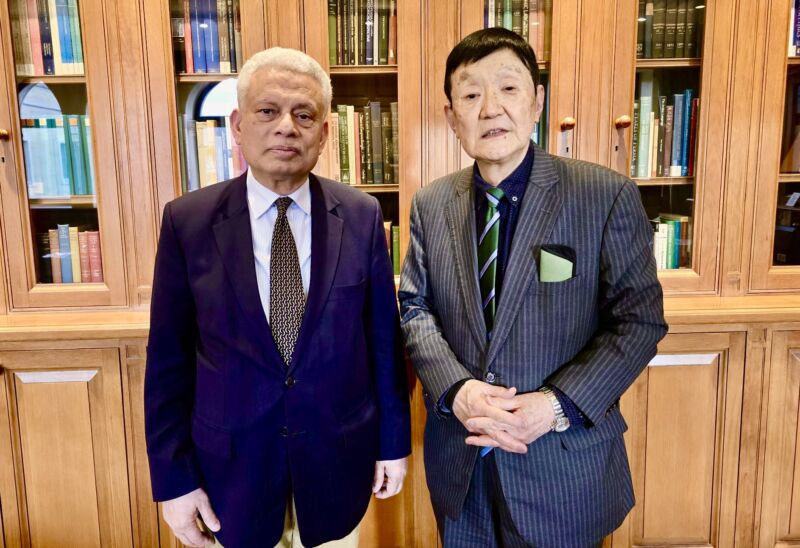 英国王室が支援する Islamic Centre