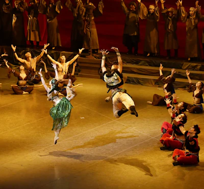 「トリプル・ビル」 - 写真 8