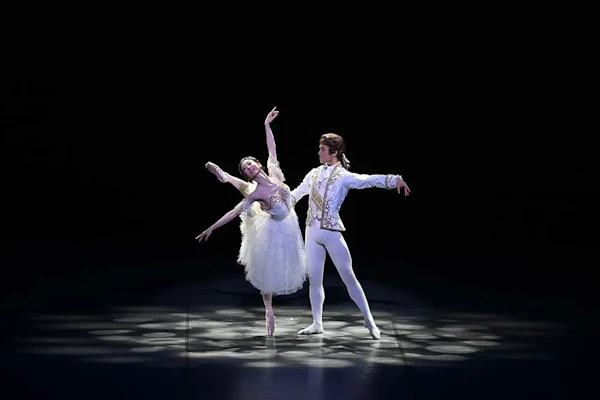 「Double・Bill」の公演写真