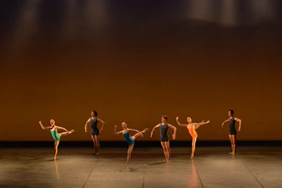 「トリプル・ビル」 - 写真 2