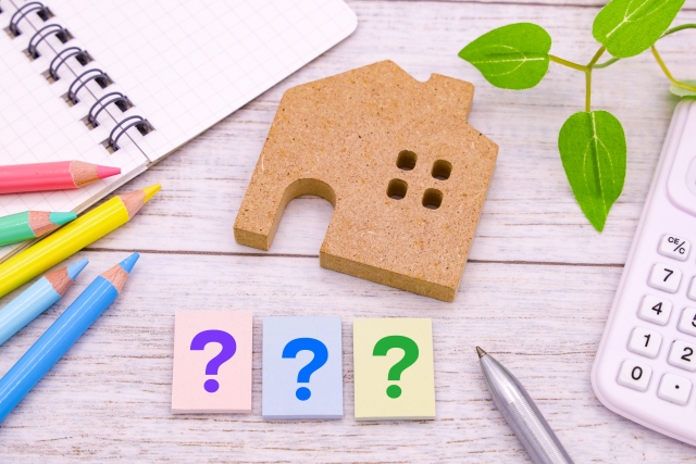 確定申告は自分でやる?税理士や会計士に任せる?