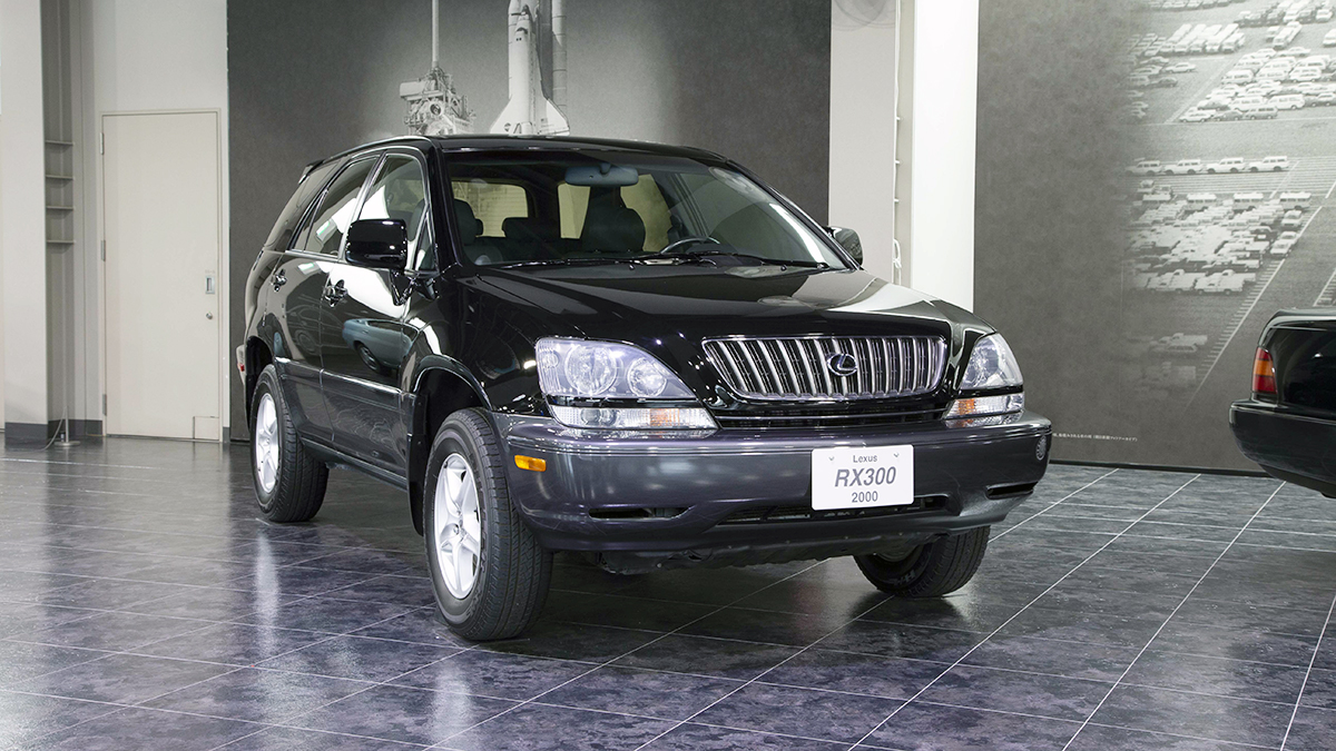 TOYOTA レクサス 写真集「Lexus」Brian Long 著 2001年 Lexus LC500 | レクサスLC500空撮 | 走行シーン集（2019年撮影