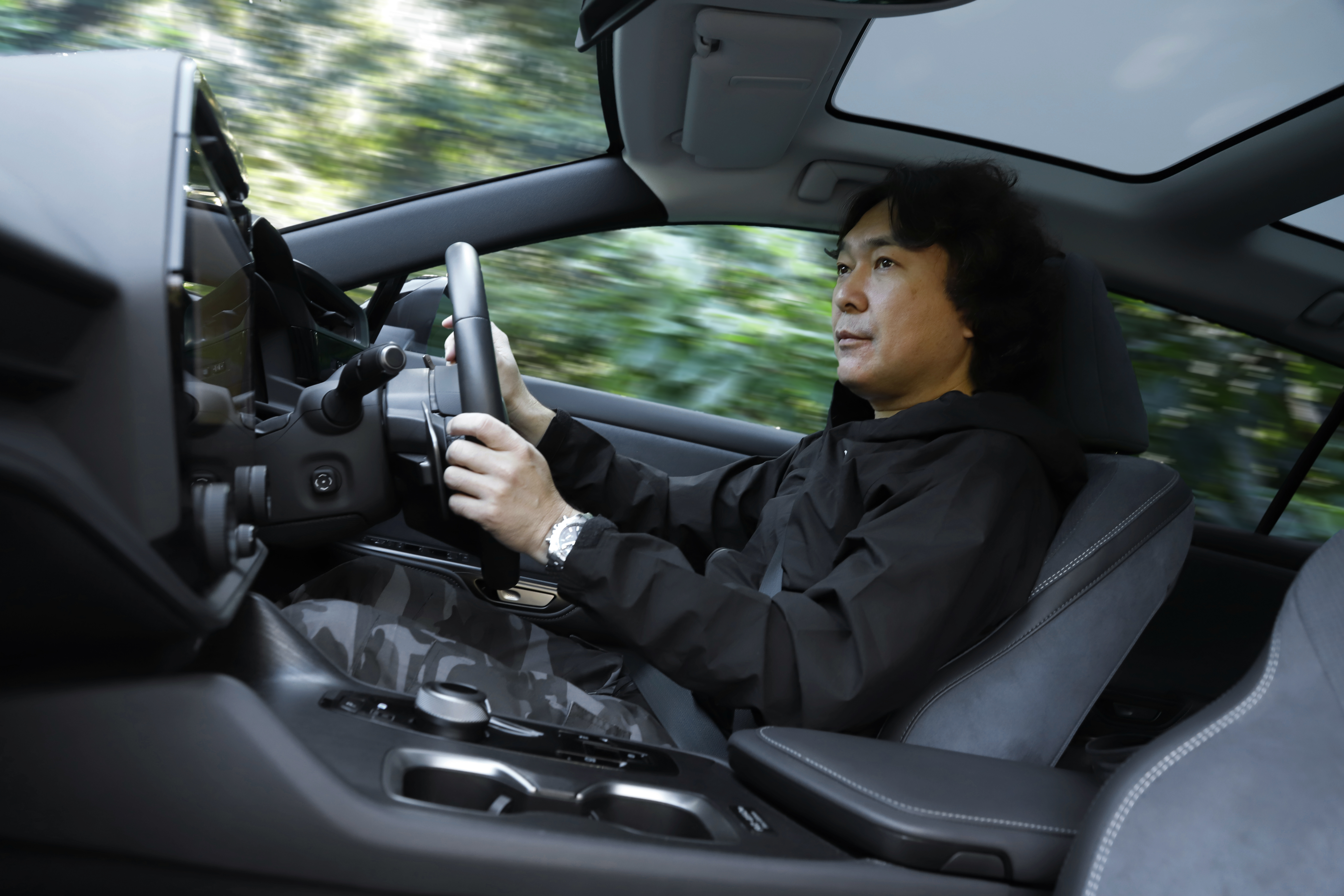 レクサス　スペアー等に　２０１９年　約３～４部山　ミシュラン　235/50R18 　２本　夜間手渡しOKです 日本ミシュランタイヤ、「MICHELIN PILOT SPORT 4 SUV」が新型「LEXUS
