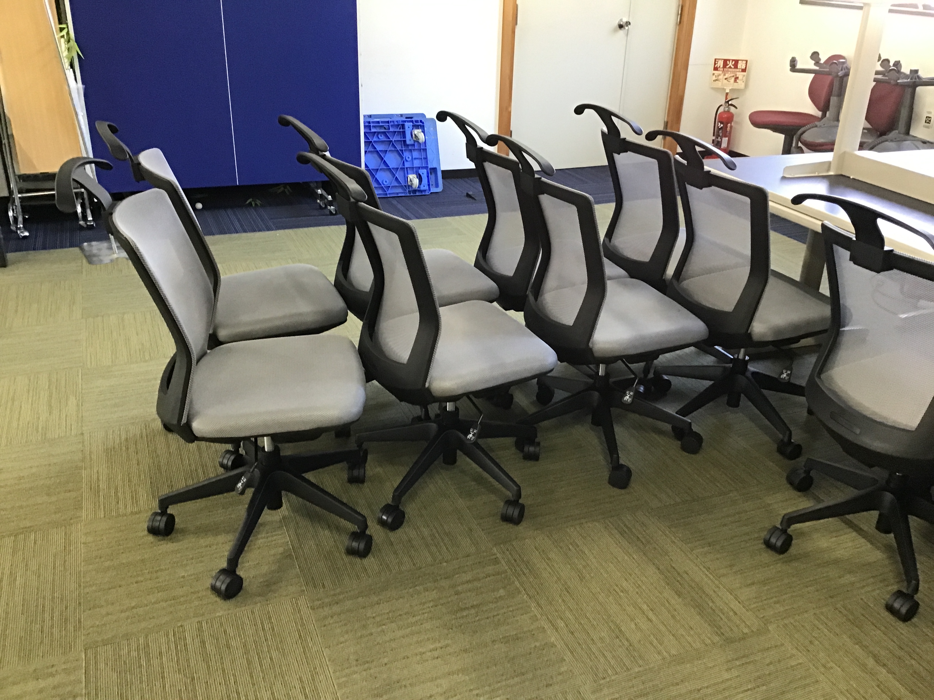 オフィスチェア交換作業