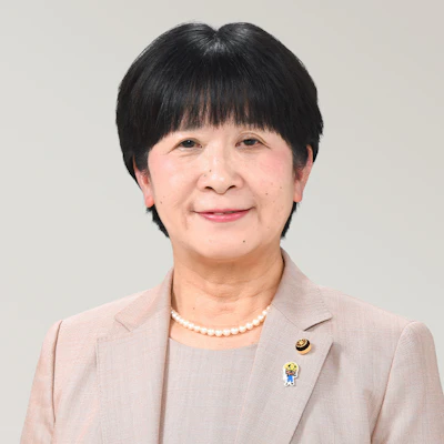 三宅智加子