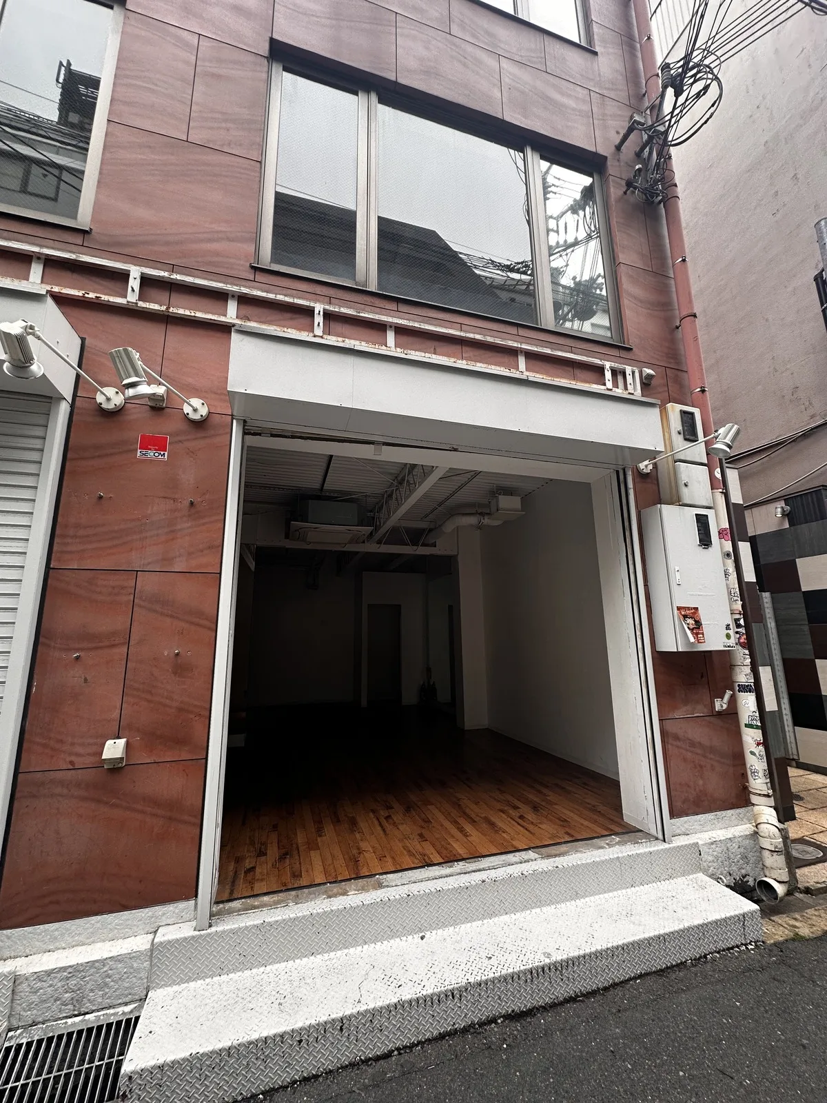AMERICAN WANNABE 店舗改装工事の施工前