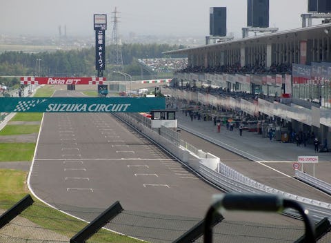 West straight of SUZUKA CIRCUIT