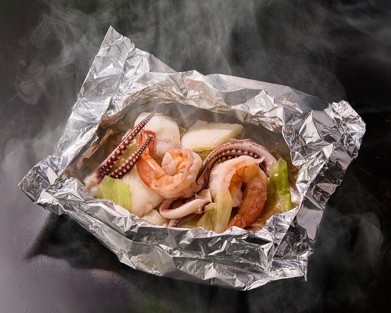 <p>海鮮ミックス<br>ホイル焼き</p>