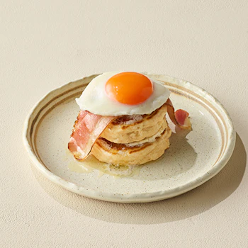 トリュフベーコンエッグパンケーキの画像