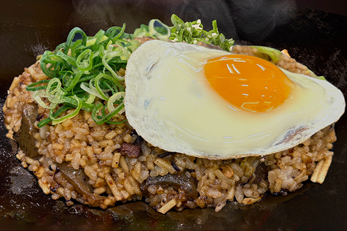 <p>ぼっかけ<br>そばめし</p>