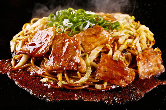 <p>ソース豚焼きそば</p>