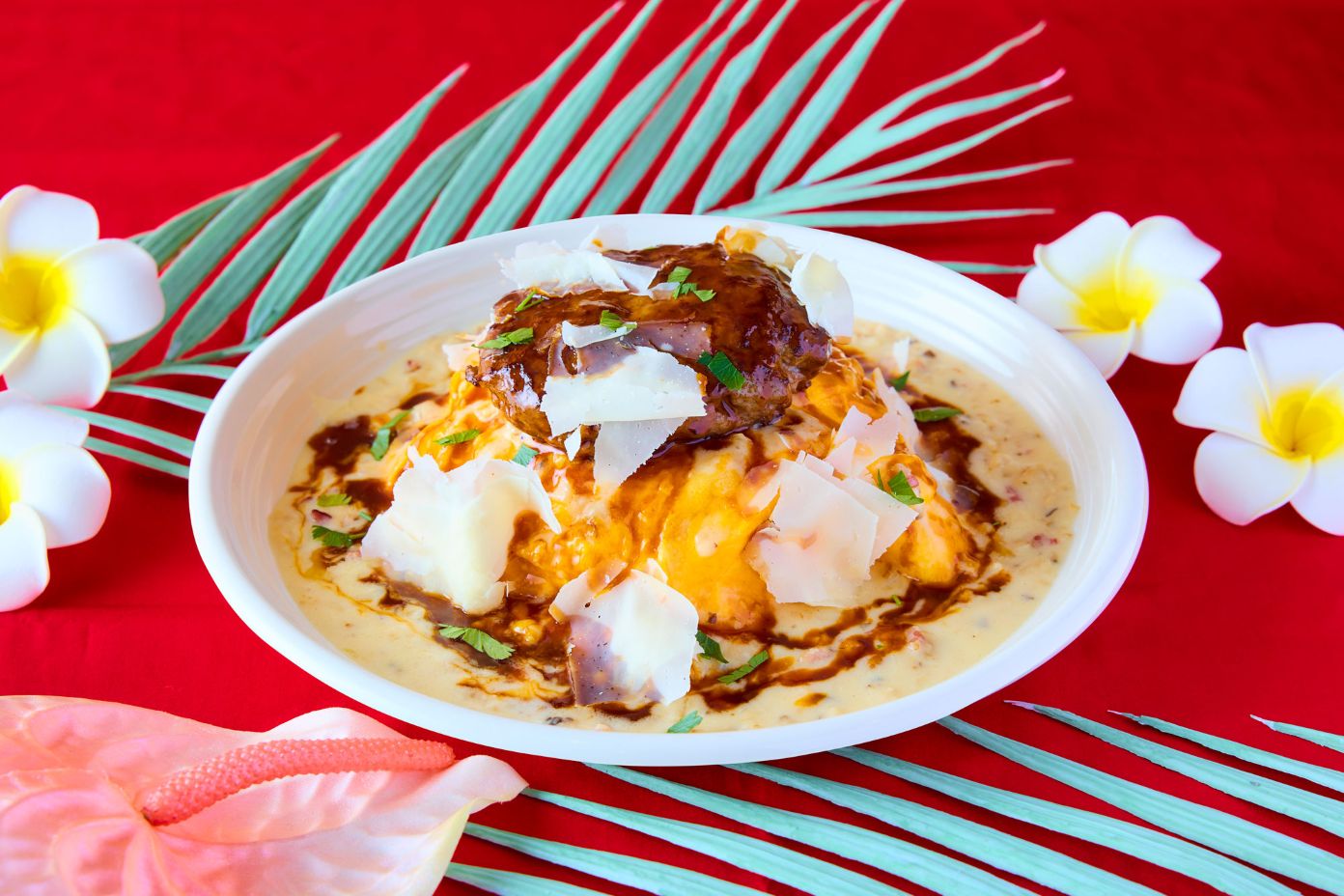 アボカドハンバーグロコモコ｜ハワイアンプレート｜メニュー｜コナズ珈琲