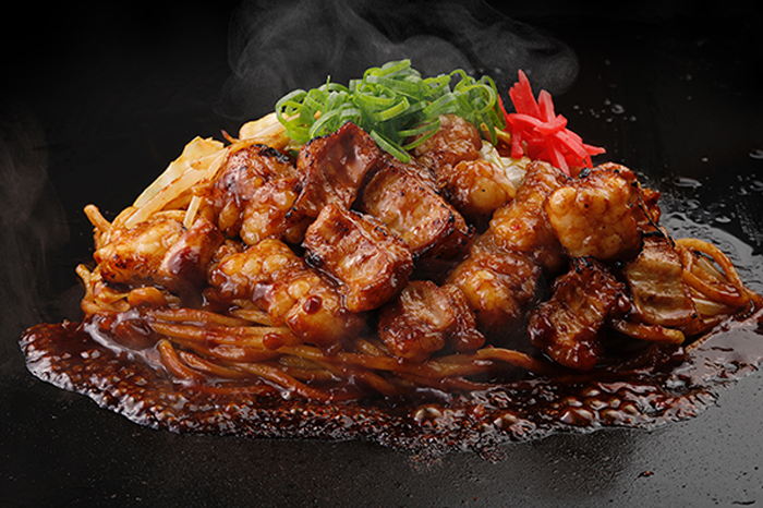 <p>牛ホルモン<br>焼きそば</p>