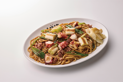 大粒タコの醤油焼きそば　特製ガリ付
［麺量同一価格］