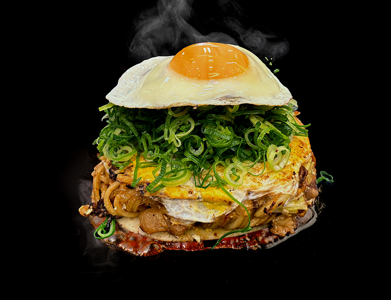 <p>焼きそば入り<br>全部のせぼっかけ<br>玉子モダン</p>