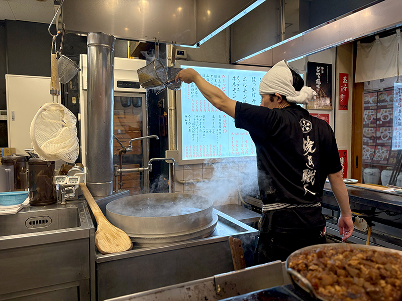 全てを兼ね備える
「焼き職人」がいる