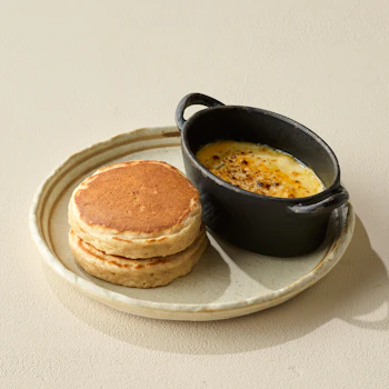 チーズ&パンケーキの画像