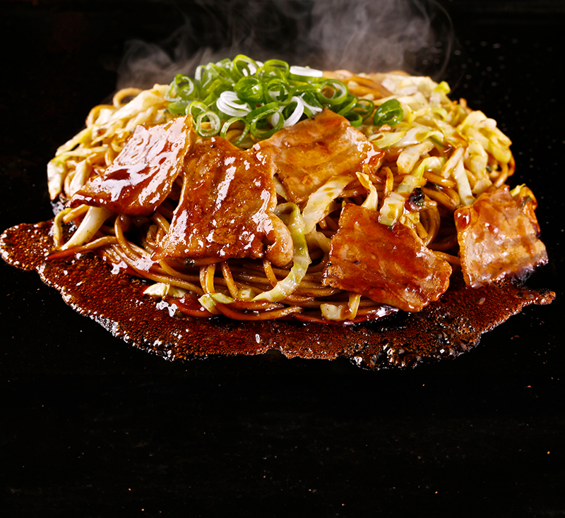 <p>ソース豚焼きそば</p>