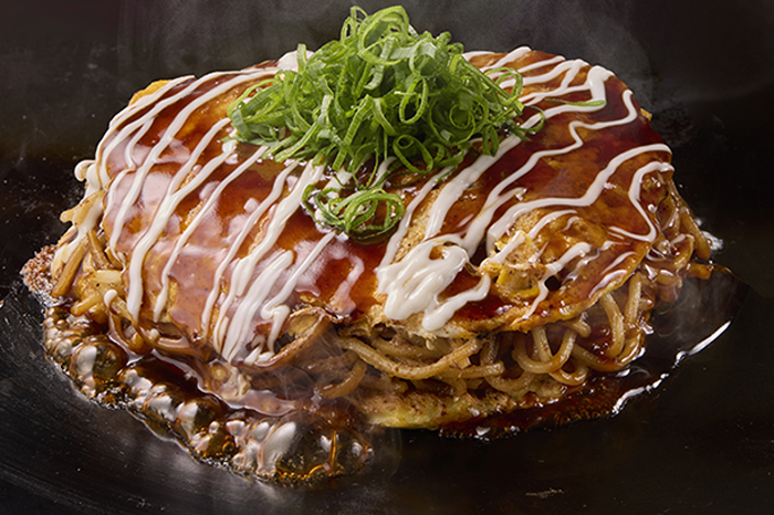 <p>焼きそば入り<br>ぼっかけ玉子モダン</p>