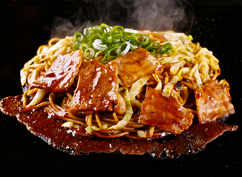 <p>ソース豚焼きそば</p>