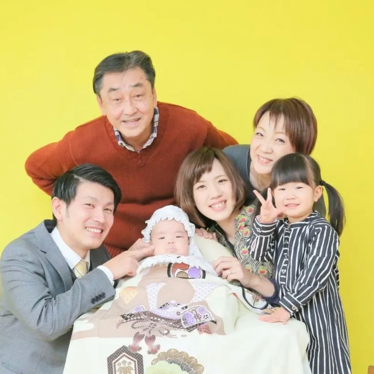 お宮参りの食事はどうする?開催場所や費用、食事内容や気をつけたいこと