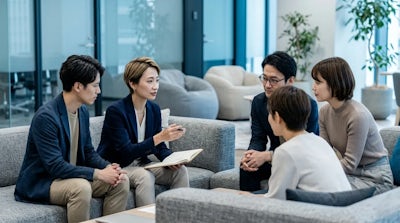 厳しい評価を伝える面談で納得感を生むファシリテーションのノウハウと対話術