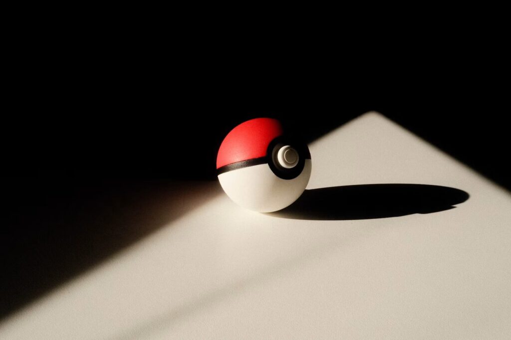 100均で買えるポケカ用スリーブの種類と特徴