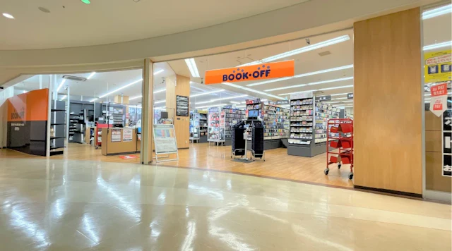 BOOKOFF 京阪京橋店の外観