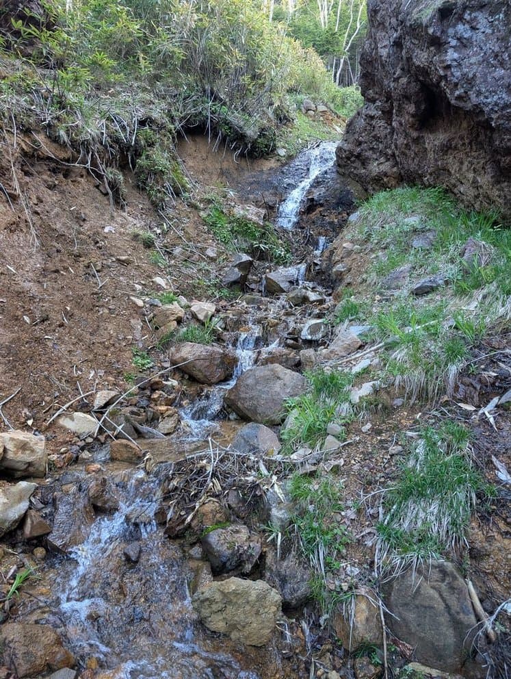 銅粉の湯　道中