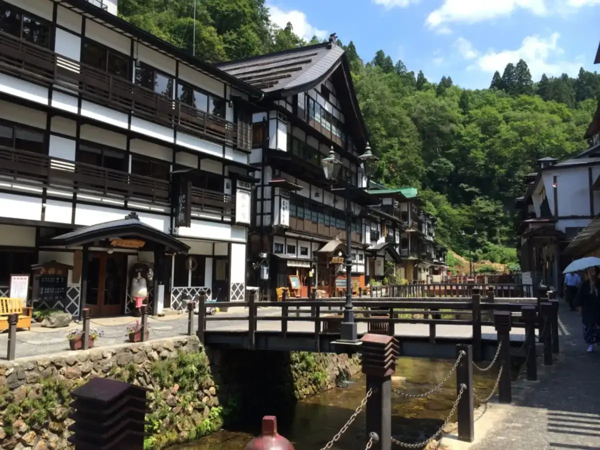 銀山温泉