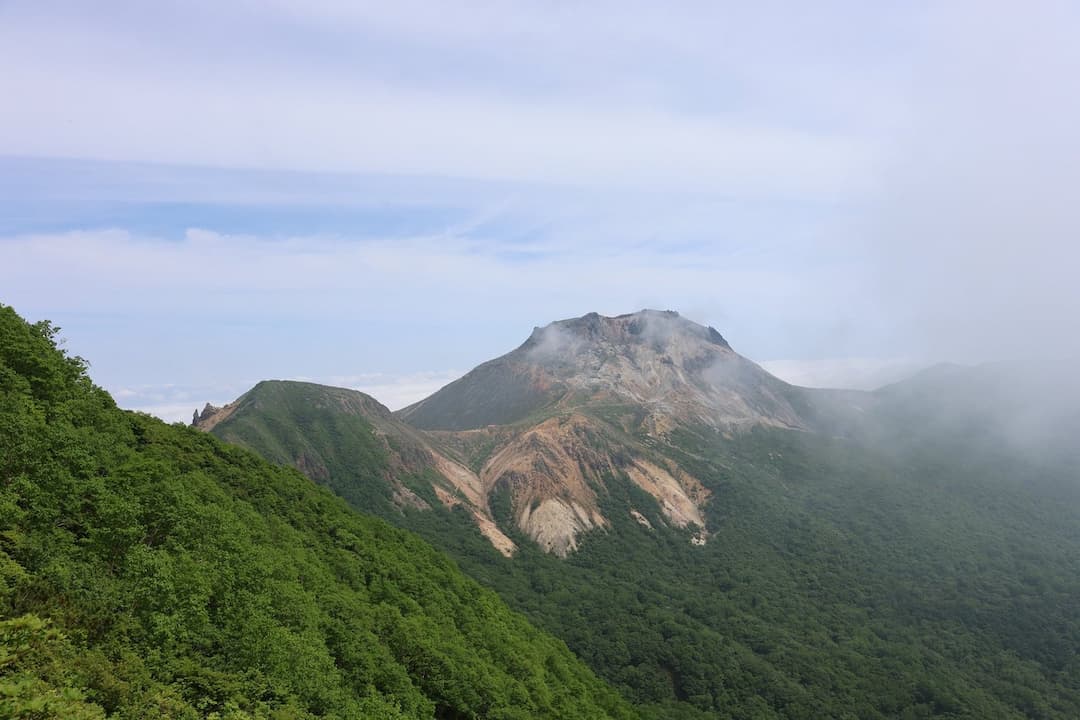 三斗小屋温泉〜朝日岳　登山道