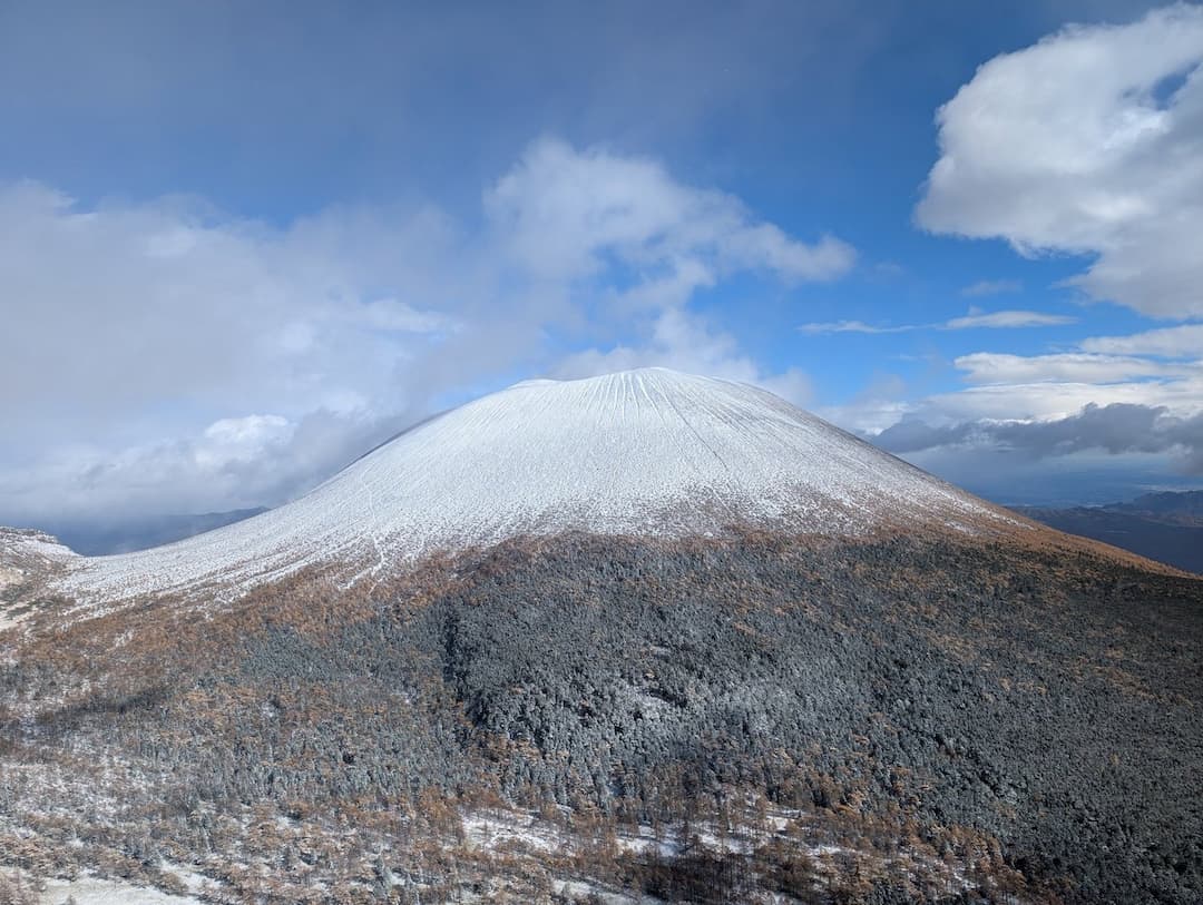 黒斑山　トーミの頭から眺める浅間山