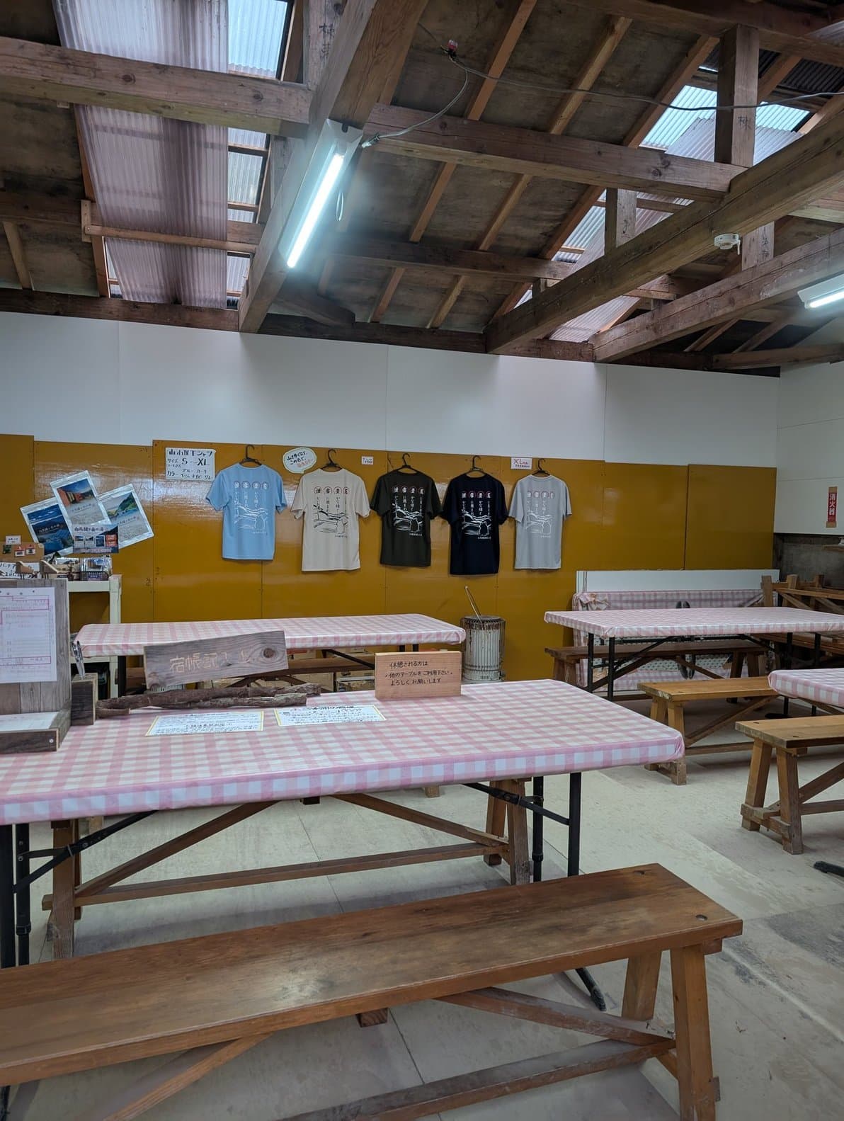 白馬鑓温泉小屋　室内