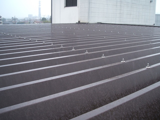 倉庫鋼板屋根 アロンQD防錆コート 画像 1