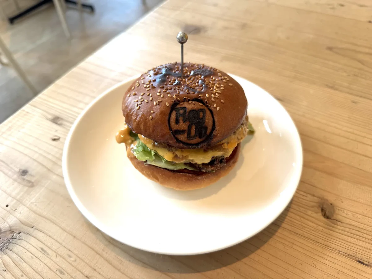 LA STYLE チーズバーガー