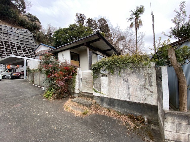 海外を飛び回る売主様の代わりに、片付け・業者手配・税理士紹介まで伴走