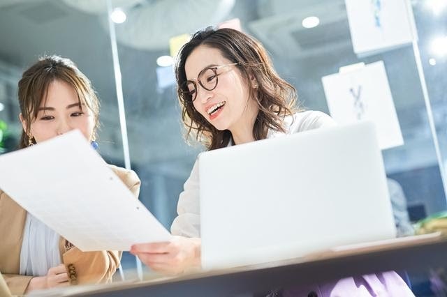 クリエイティブ力は鍛えられる 創造力を身につける方法を解説 社員研修のアチーブメントhrソリューションズ クリエイティブ力は鍛えられる 創造力を身につける方法を解説 社員研修のアチーブメントhrソリューションズ