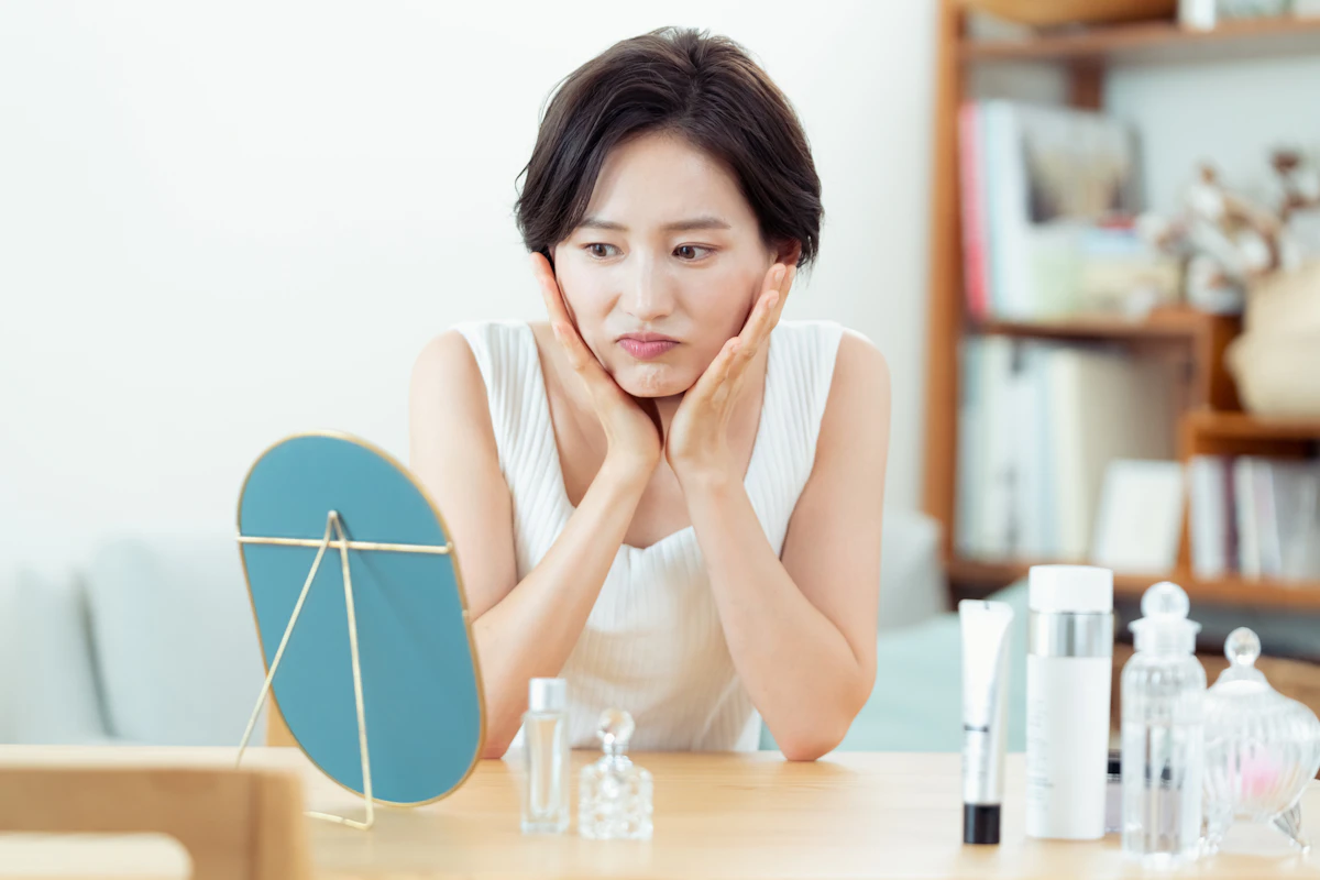 顔のむくみの原因と解消法 朝のスッキリ顔と漢方ケアも紹介