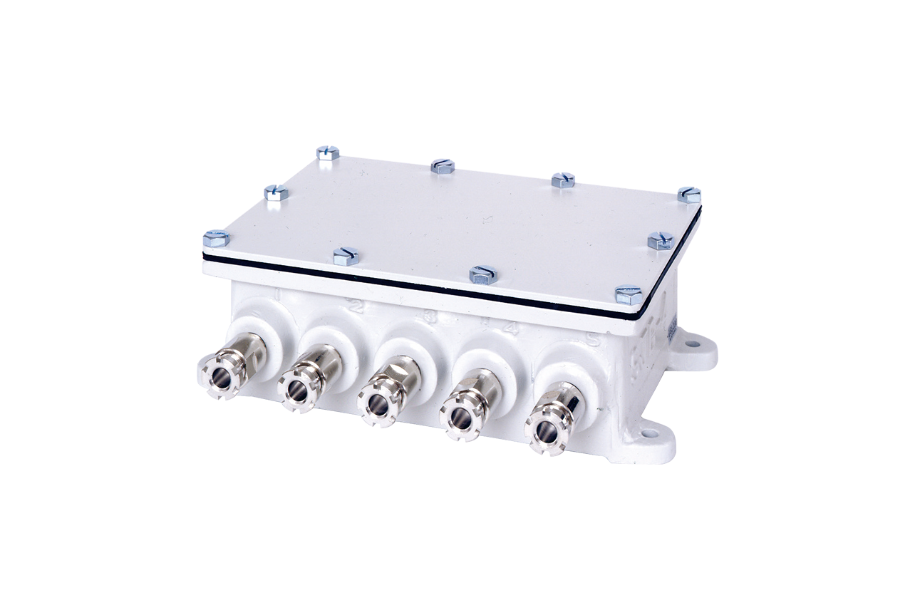 特長：SJBD 接続箱 製品情報｜共和電業