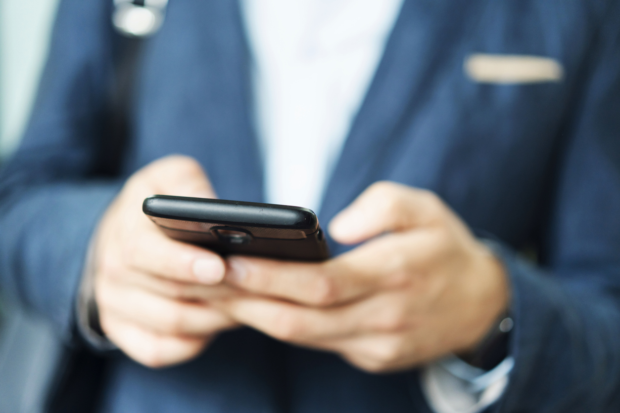 SMSの自動送信はどんなシーンで活用できる?