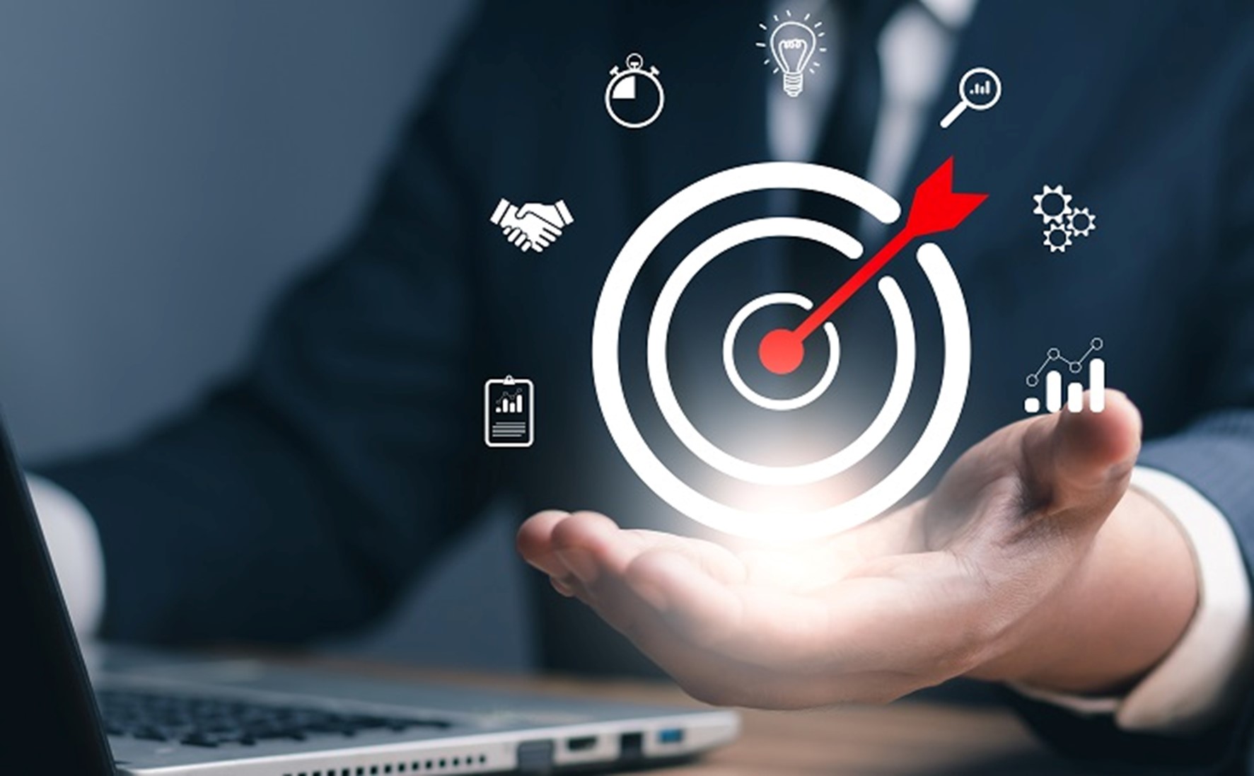 DM(ダイレクトメール)とSMSのビジネスにおける活用メリット